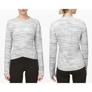 Lululemon Womens top  Close to Crossing Rulu Vivid Stripe Asphalt White Sz M